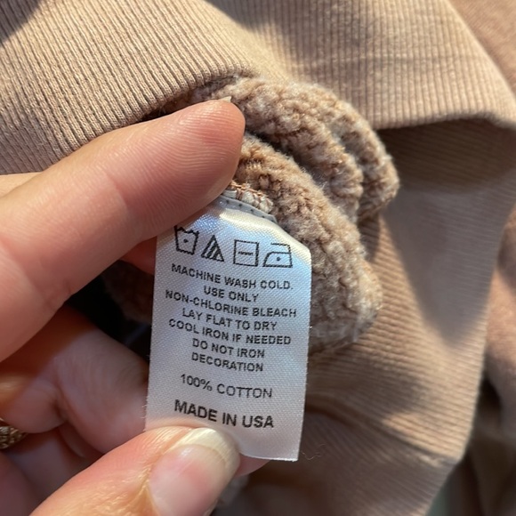 Barry’s Bootcamp Tan Tie Dye Cropped Sweatshirt XS - Picture 6 of 8